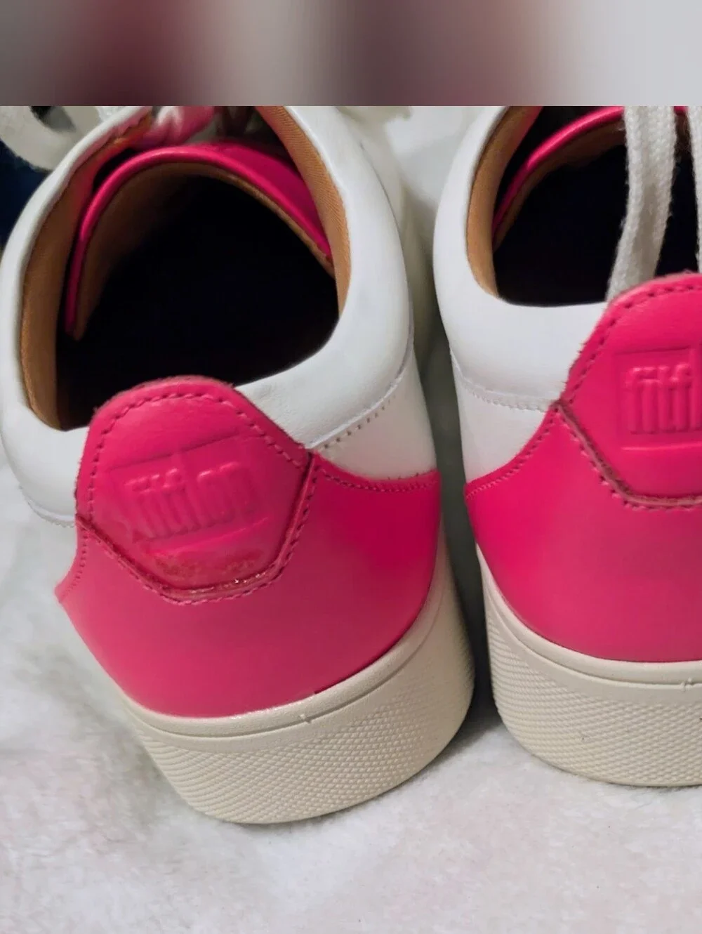 Fitflop White Leather Sneakers with Pink Accents Size 7